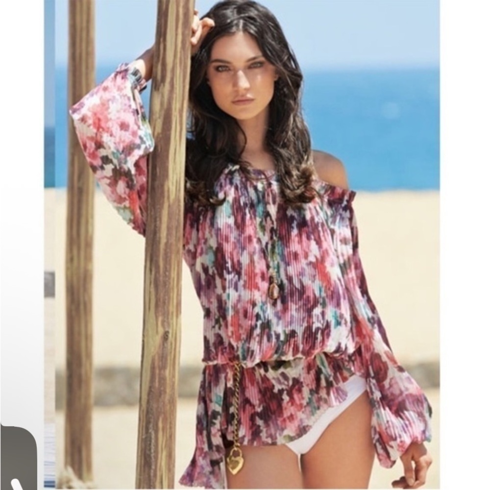 St. John Brigette Floral Print Georgette Pleated Blouse MSRP $795 usd